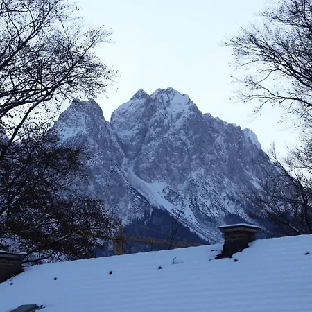 Mountain Apartment *